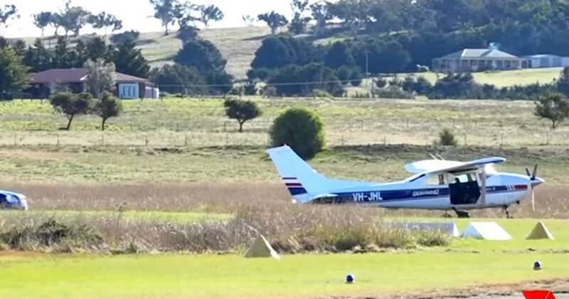 Plane step a 'bad snag risk' in skydive double tragedy