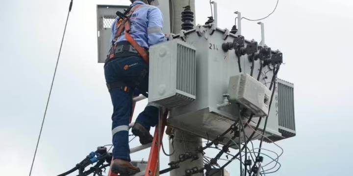 Procuraduría revisa el contrato de alumbrado público de Emcali y exige mayor transparencia