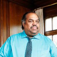 Internationally renowned musician and activist Daryl Davis will visit FCC