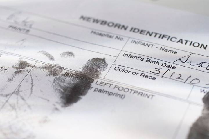 Woman Refuses to Give Her Mom Copy of Son’s Birth Certificate