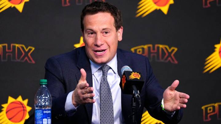 Minority owners claim Ishbia mismanaging Suns in new lawsuit