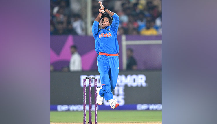 Madhya Pradesh CM Announces Rs 1-Cr Reward For Women’s World Cup Star Kranti Goud