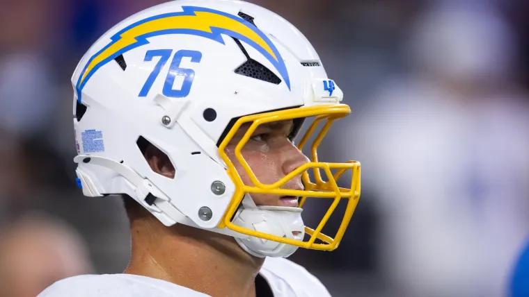 Joe Alt injury update: Latest news on Chargers LT's status in Week 9 game