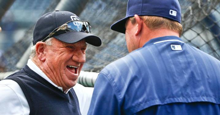 Randy Jones, the San Diego Padres' first Cy Young Award winner, dies at 75