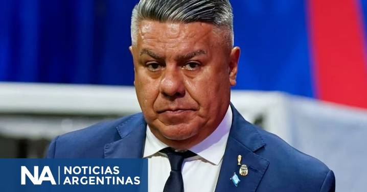 El Gobierno, a fondo contra el “Chiqui” Tapia: denunció a una financiera vinculada al presidente de la AFA