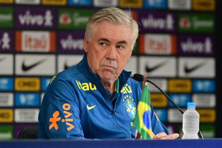Ancelotti aconsejó a Vinícius sobre su reacción tras el clásico contra el Barcelona