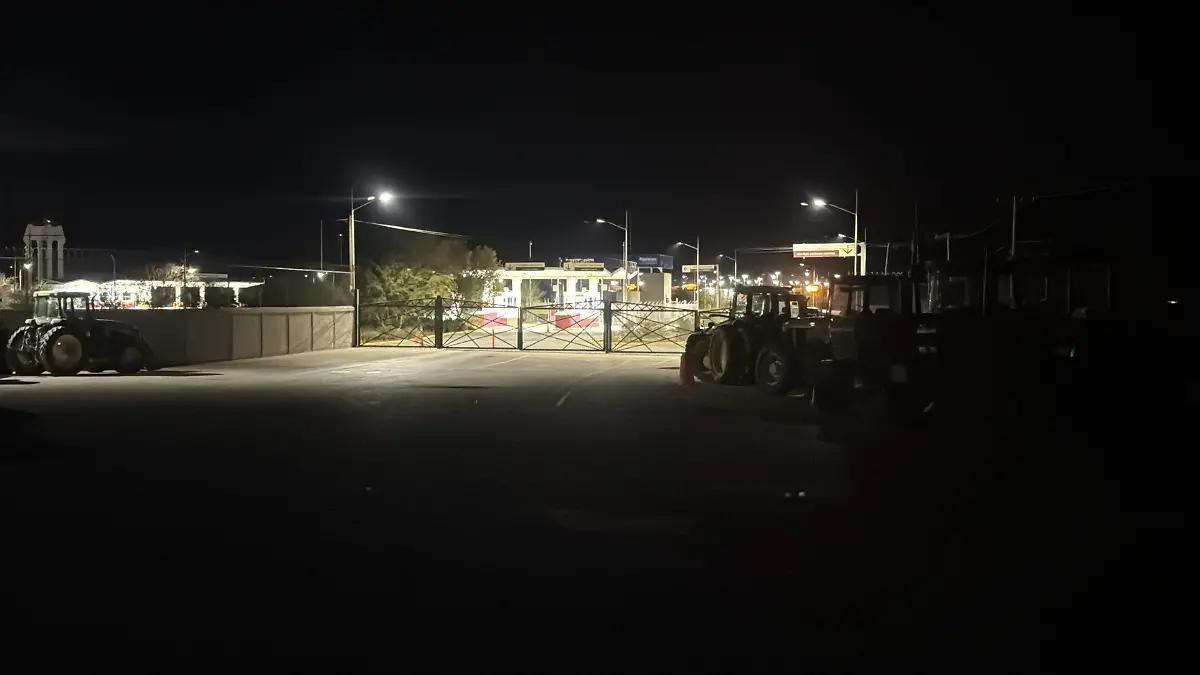 Fluye el cruce de carga en Guadalupe-Tornillo tras liberación