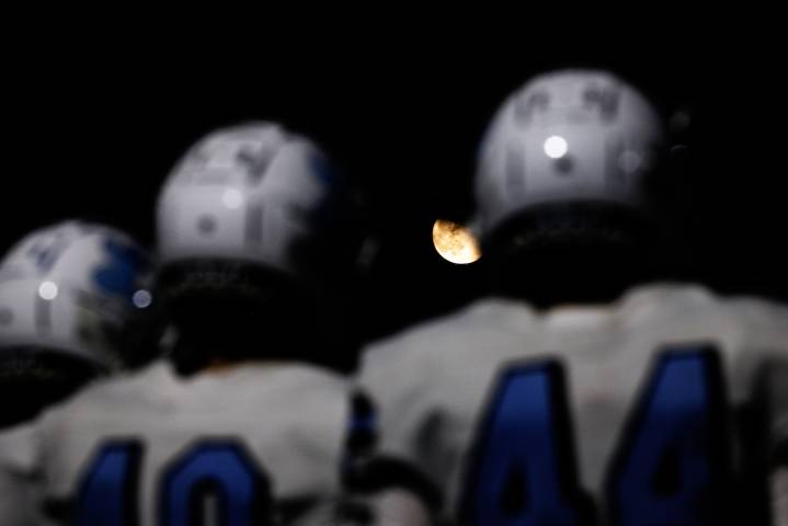 10 things you may have missed from the first round of Oregon’s high school football state playoffs