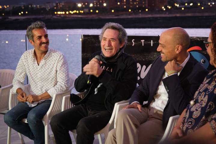 Miguel Ríos: «Fuerteventura es un santuario»