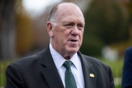 Zar fronterizo rechaza críticas de obispos católicos sobre deportaciones masivas