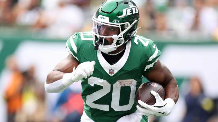 2025 NFL trade deadline: When it is, how it works, and who could move