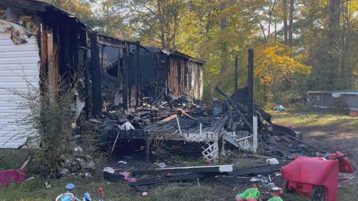 Overnight house fire in Byron displaces family of 8, Red Cross Cross volunteers offer aid