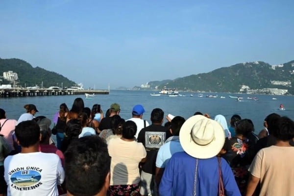 Bloquean 'Marinabus' por obras inconclusas tras 'Otis'