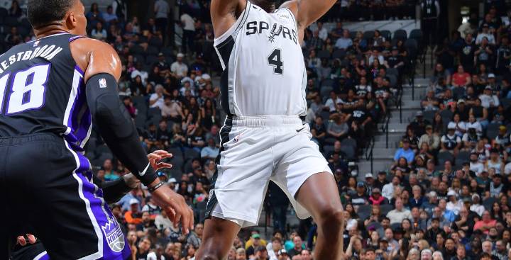 San Antonio vs. Sacramento, Final Score: Spurs surge to early lead, hold off Kings 123