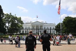 Tiroteo cerca de la Casa Blanca deja heridos a dos guardias nacionales