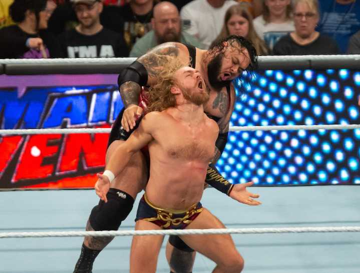 Two ways to watch WWE Smackdown FREE STREAM today (11/21/25)