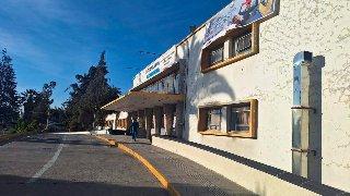 Solo una sala quirúrgica del hospital Goyeneche está operativa, advierte gerente regional de Salud