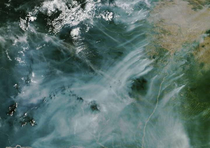 La Amazonía cruza una línea invisible: los incendios ya emiten más carbono que la deforestación