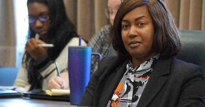 Inmate families, advocates speak against mail scanning program