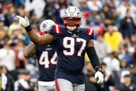 Patriots place star defensive tackle on IR, sign rookie LB from practice squad
