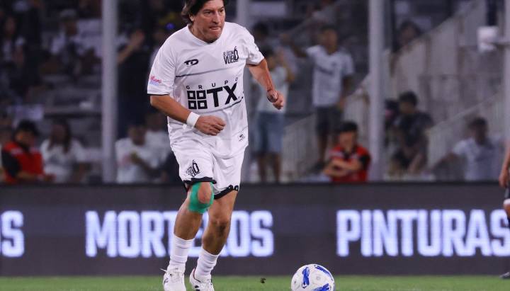 Zamorano se inclinó por Salas como su compañero ideal en el ataque