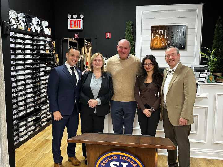 Staten Island Veterans Day Suit Drive: How to donate and get 50% off a new purchase