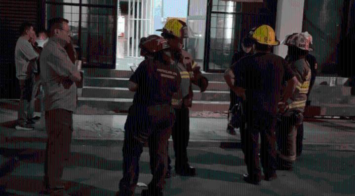 Incendio en el centro de Monterrey deja un herido y 120 evacuados