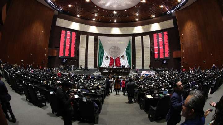 Diputados posponen sesión sobre revocación de mandato