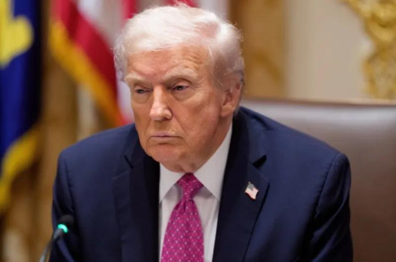 Trump dijo que Maduro tiene "los días contados", pero descartó una guerra con Venezuela