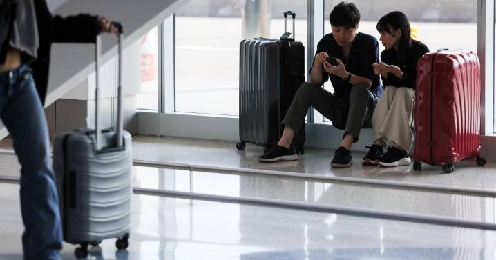 Travelers brace for airport chaos as flight cuts begin: 'People are just fed up'