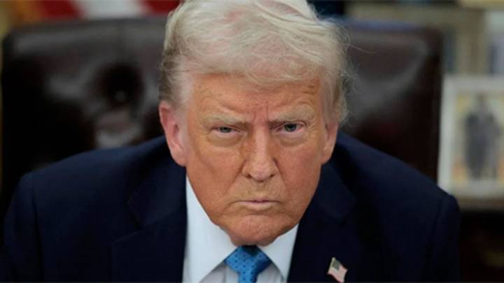 Trump says government shutdown ends when Democrats give in: "If they don't vote, that's their problem"