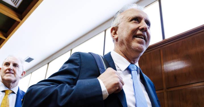 Torres dijo a Koldo «hoy dormiré mejor» tras cerrar el contrato y quedaron en verse con su esposa en Canarias