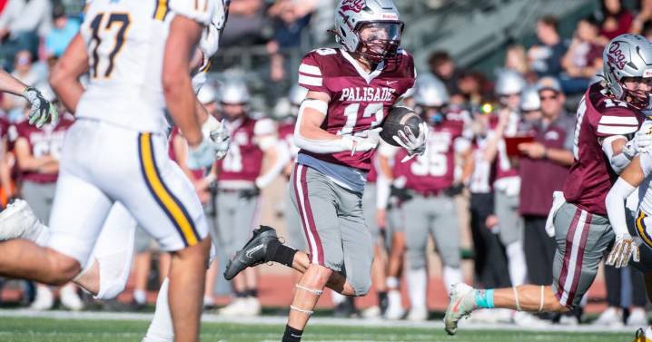 Bulldogs stun Cubs with dramatic late comeback