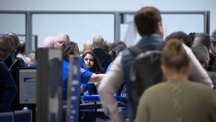 Flight cancellations, delays continue at Bay Area airports