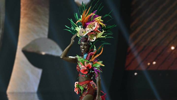 Miss Jamaica Is Rushed to Hospital After Miss Universe Pageant Fall