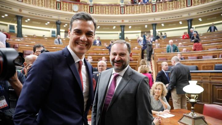 El PSOE no teme a Ábalos y se desvincula de su futuro: "Es un diputado del Grupo Mixto"