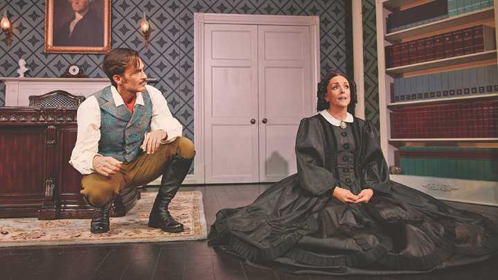 '30 Rock' Stars Jane Krakowski, Cheyenne Jackson on Broadway's Oh Mary