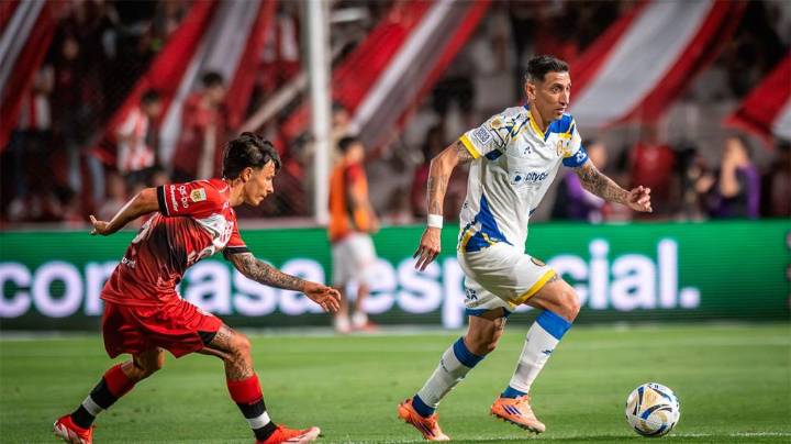 Rosario Central venció a Instituto en Córdoba y se adueñó de la punta de su zona del Torneo Clausura