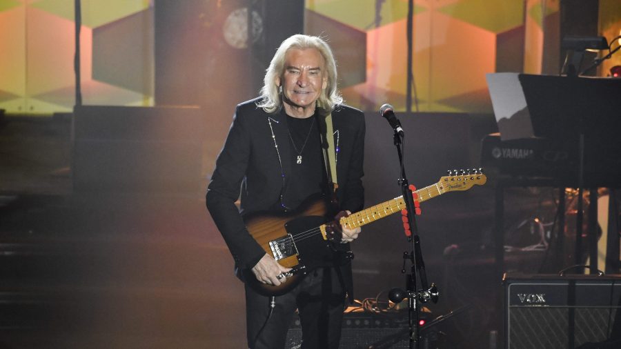 A Grammy award-winning musician gives back to veterans in Wichita