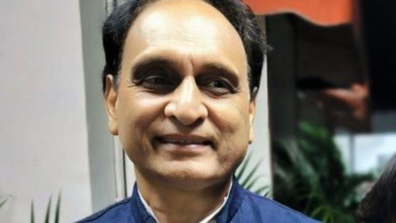 BJP leader Rakesh Sinha says, 'I did not vote in two constituencies'