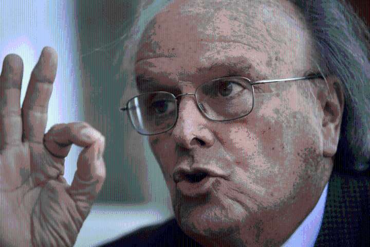 De Mendiguren responsabilizó al Gobierno por el cierre de Whirlpool