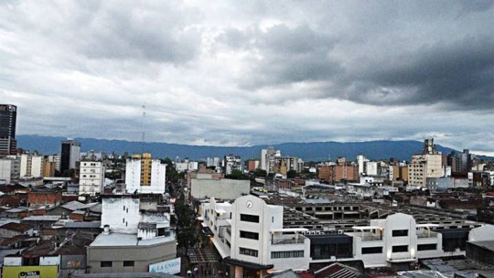 Se pronostica clima inestable para toda la semana y una fuerte baja de la temperatura este lunes