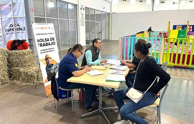 Convocan a jornada de contratación este día