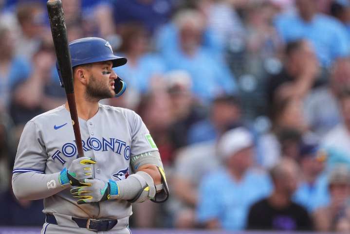 Report: Red Sox showing interest in free agent infielder who hit .311 last season