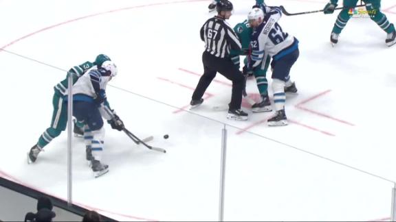 Will Smith scores tiebreaking goal late in 3rd period as Sharks bea...