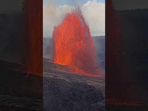 Kilauea Erupts With 500-Foot Lava Fountains in Latest Hawaii Blast #shorts
