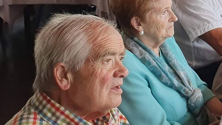 Fallece Manuel Estrada, "Manolo el del Kopa" de Nava, una semana después que su esposa Ángeles