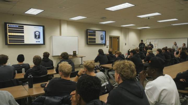 UWS Men’s Soccer Draws St. Olaf in First Round of NCAA Tournament