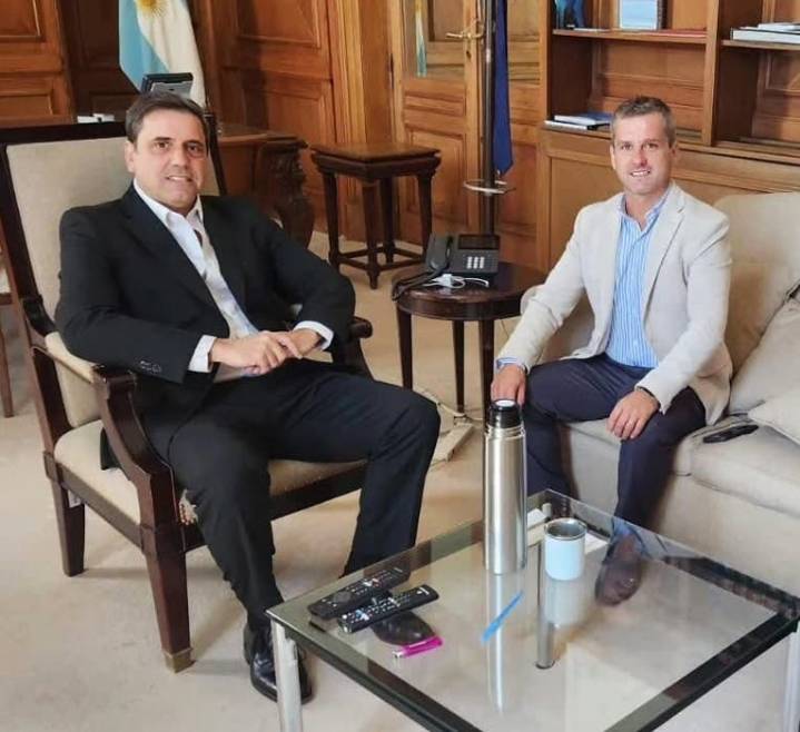 Campero le dará su voto a Milei en Diputados pero Catalán no le permite sumarse a LLA Tucumán: "él tiene su propio partido aquí"