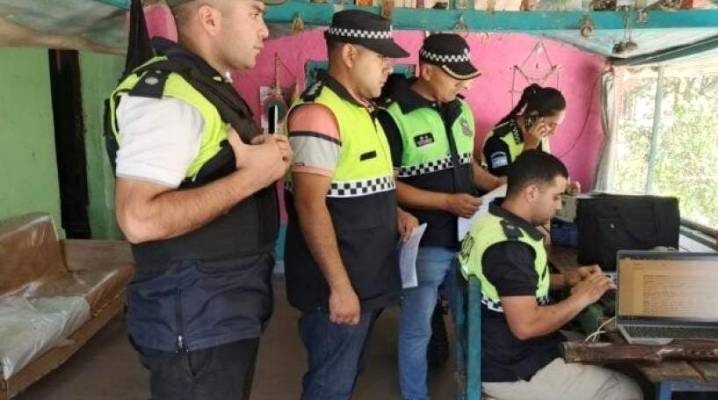 Conmoción en Atahona por un hombre que invitaba a jugar a la ruleta rusa en las redes sociales